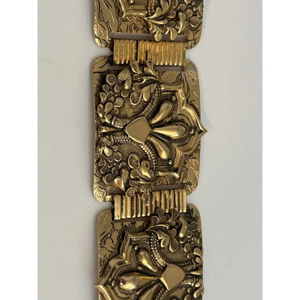 Vintage Gold Tone Panel Blacelet Victorian Style